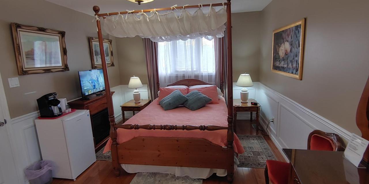Bobcaygeonb&B Kawartha Lakes Exterior foto